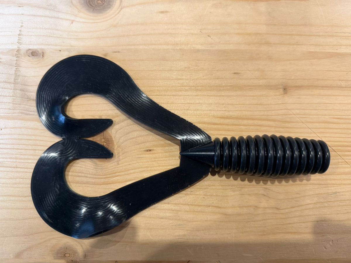 Tukker Baits Smiling Pike Tail Bait Twin Tail Reserve Tails